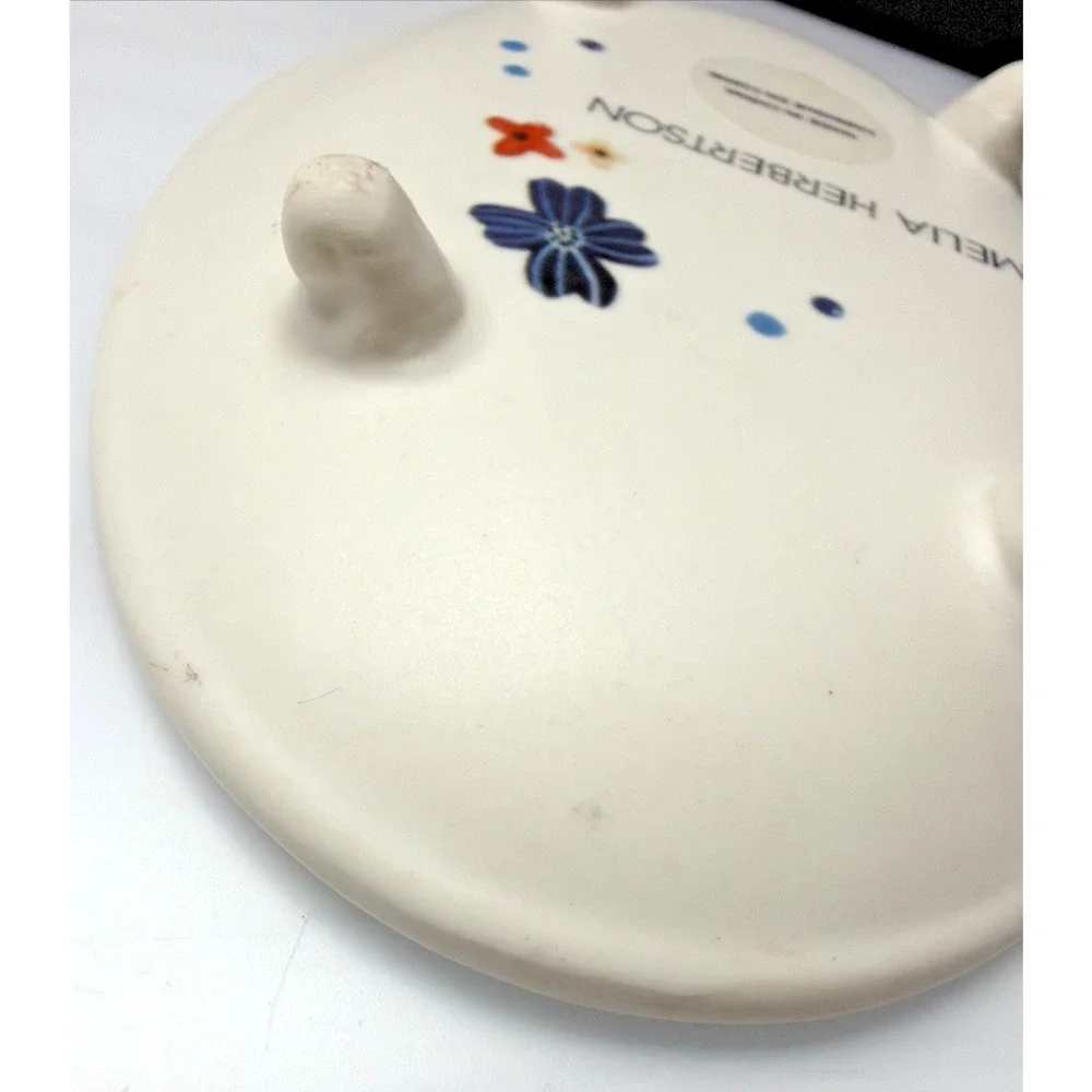 Anthropologie Amelia Herbertson Ceramic Floral Monogram M Footed Soap Dish